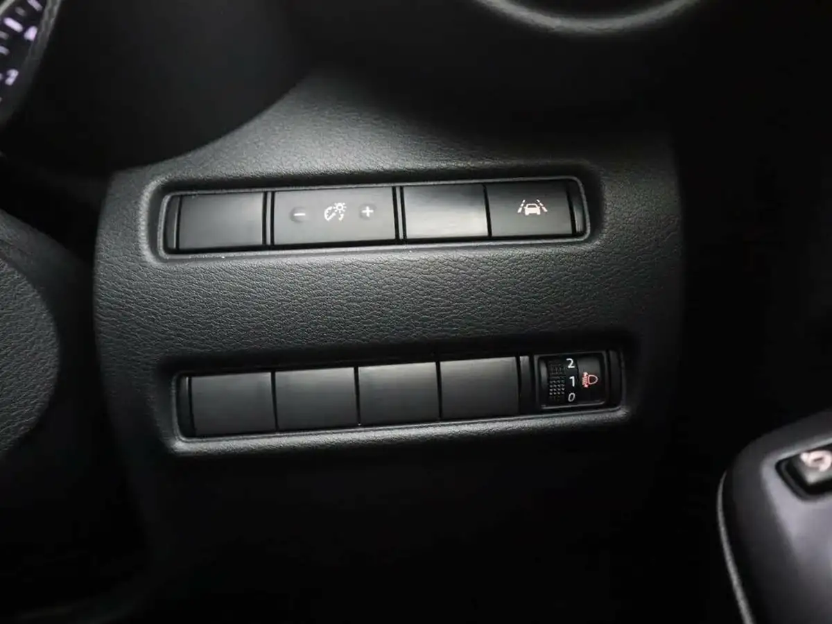 2023-nissan-juke-16-hybrid-n-connecta-big-25