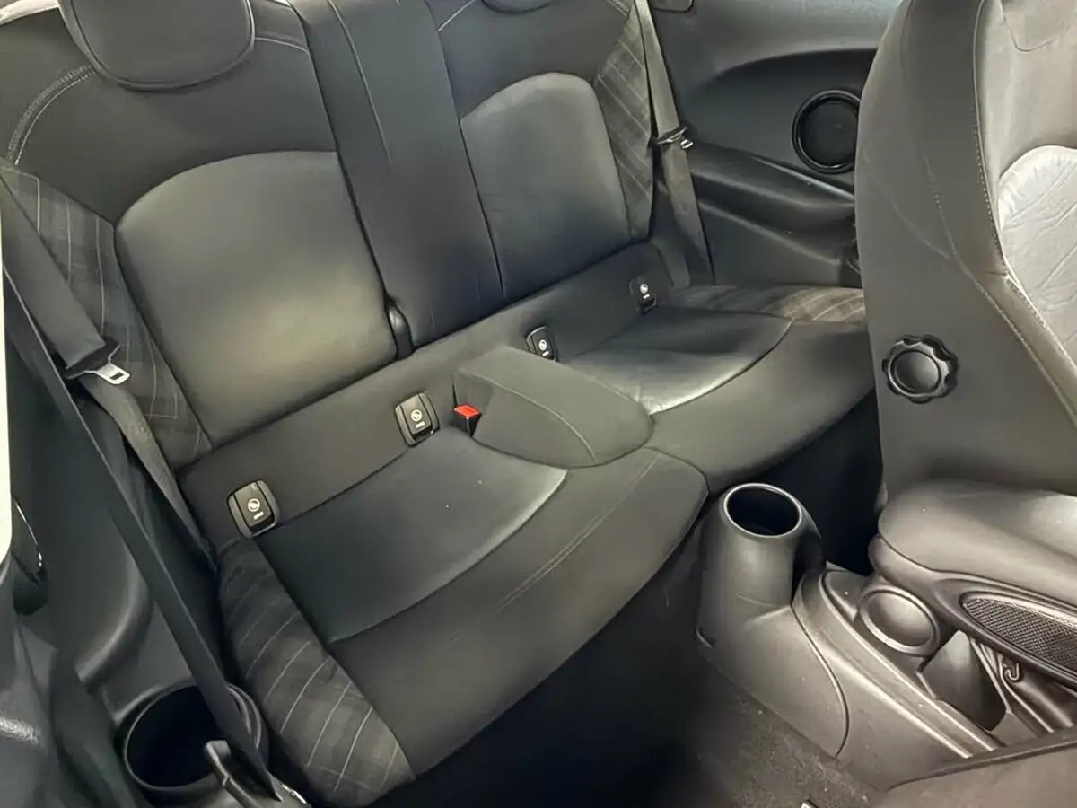 2016-mini-cooper-15td-cooper-d-ss-hatchback-3d-auto-big-30