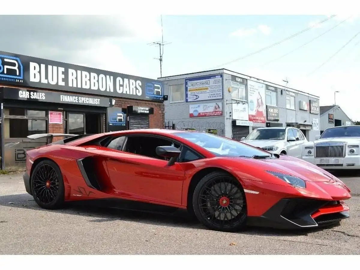 2015-lamborghini-aventador-65-lp-750-4-superveloce-big-12