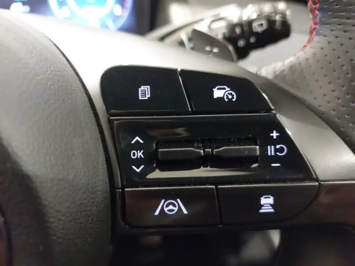 2022-hyundai-tucson-16-t-gdi-n-line-s-265ps-4wd-phev-auto-big-17
