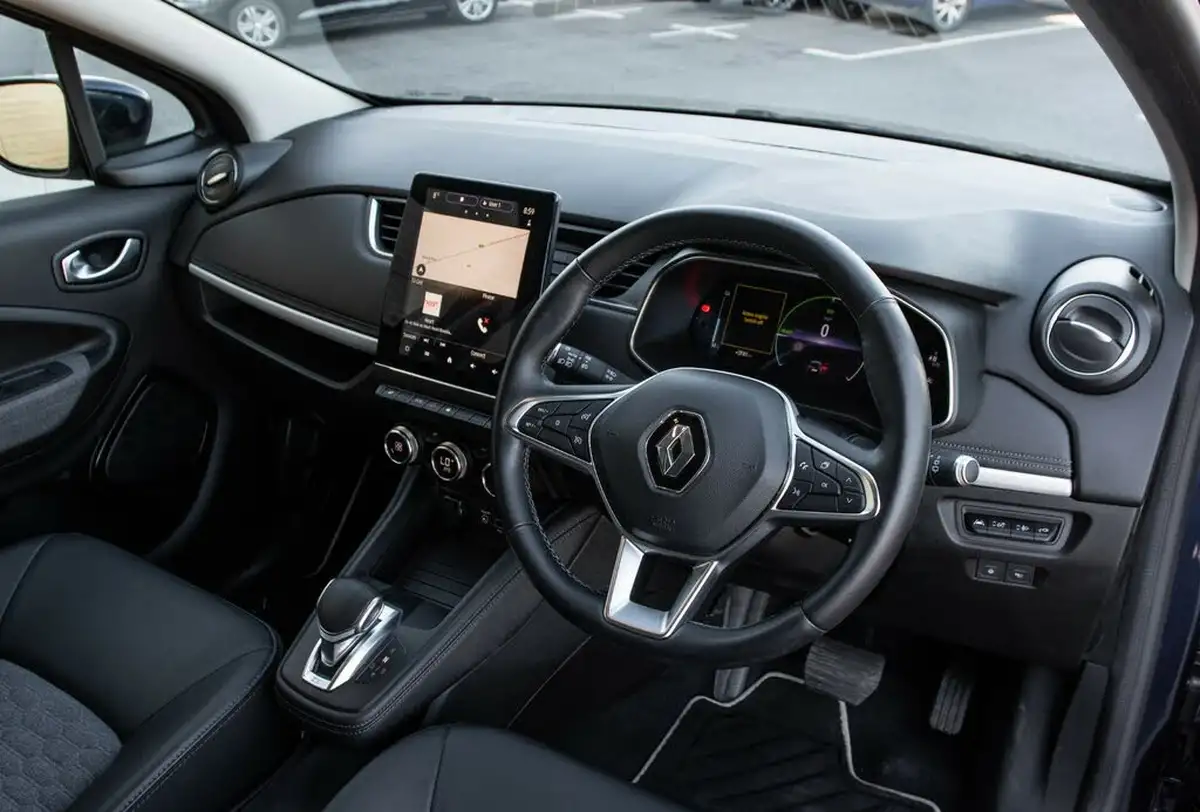 2022-renault-zoe-e-gt-line-big-4