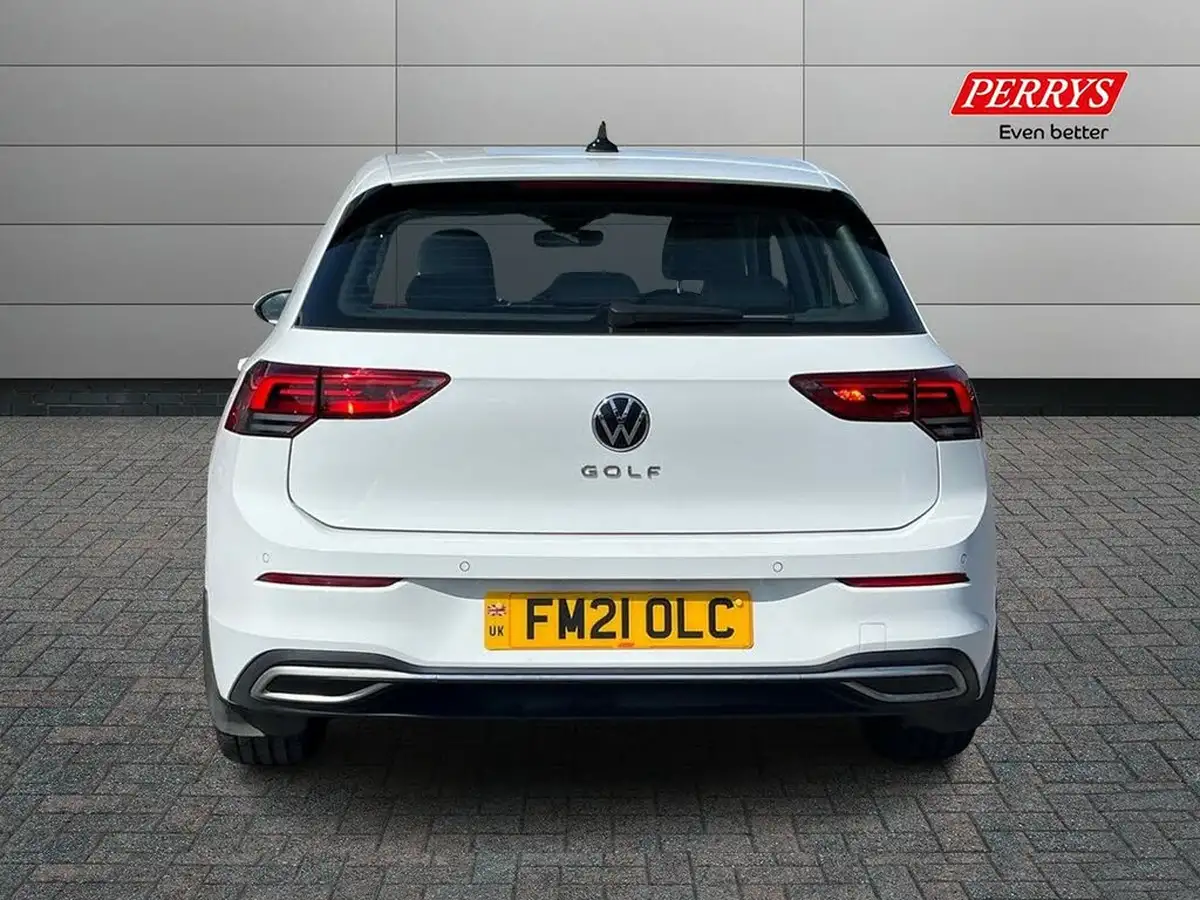 2021-volkswagen-golf-15-tsi-style-150ps-hatchback-big-4