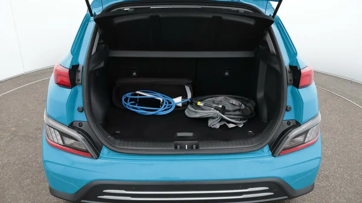 2021-hyundai-kona-e-premium-204ps-64kwh-7kw-obc-big-17