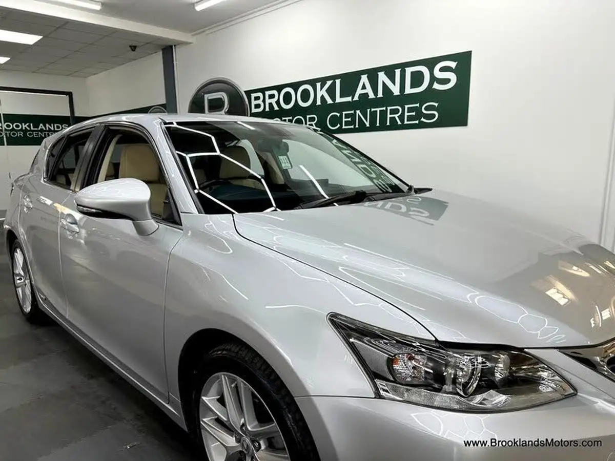 2014-lexus-ct-200h-18-luxury-big-7