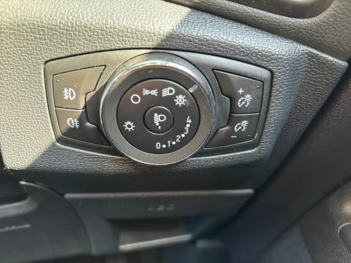 2022-ford-ecosport-10t-st-line-140ps-big-25