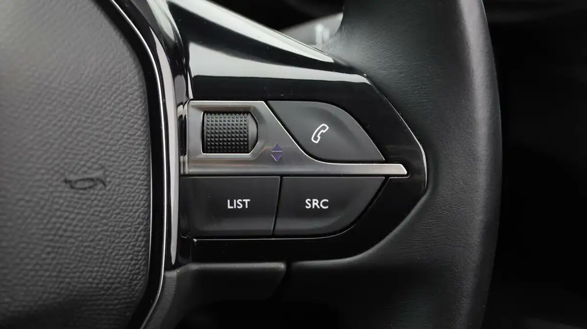 2021-peugeot-5008-suv-15-bluehdi-allure-premium-big-22
