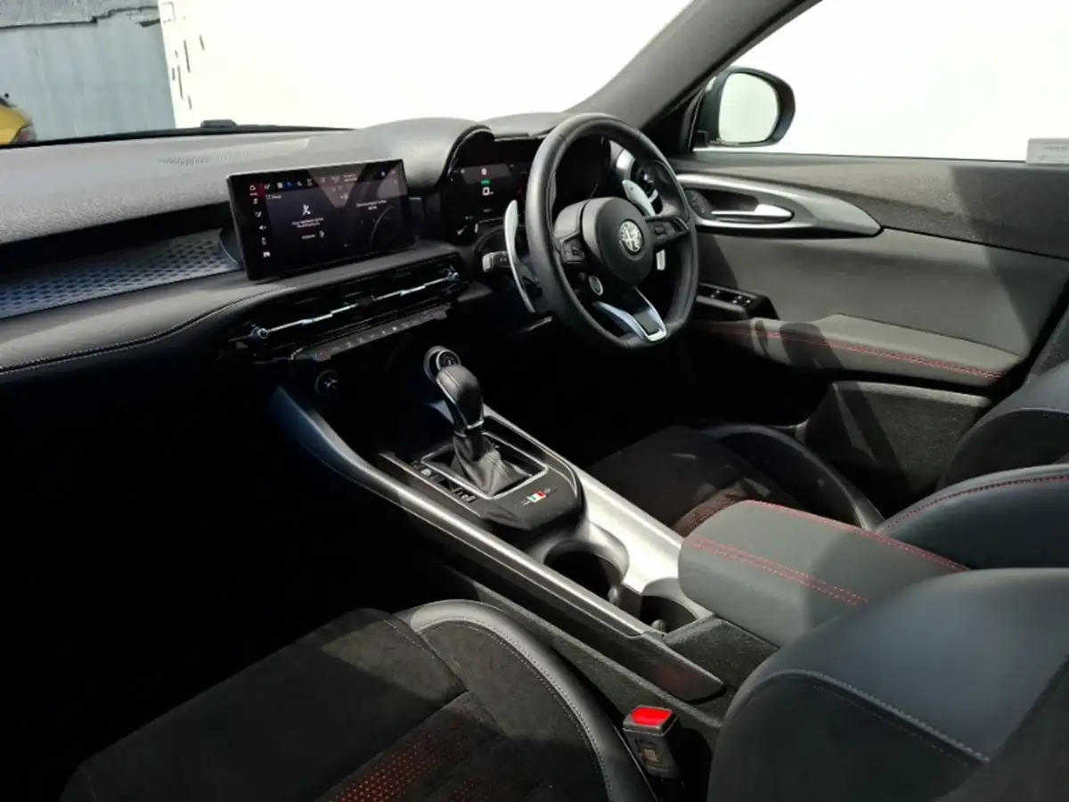 2023-alfa-romeo-tonale-13-veloce-big-4