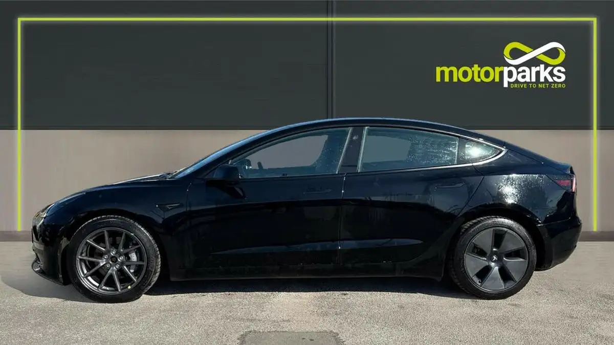 2021-tesla-model-3-e-long-range-awd-big-5