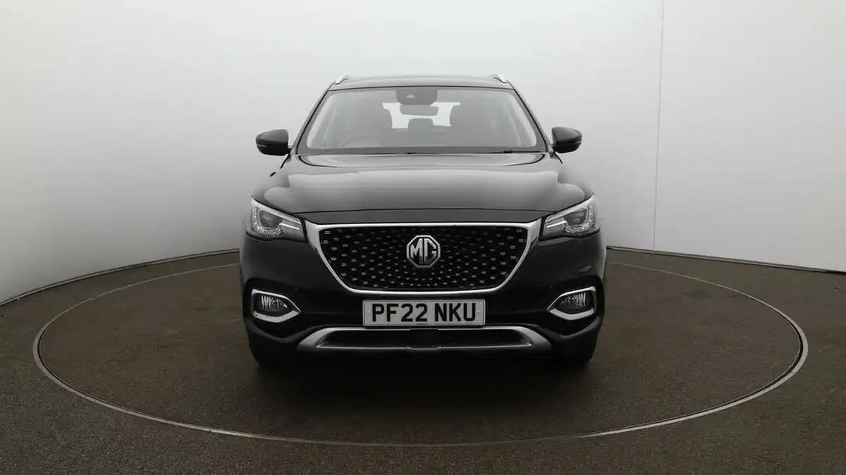 2022-mg-hs-15t-gdi-excite-162ps-big-2
