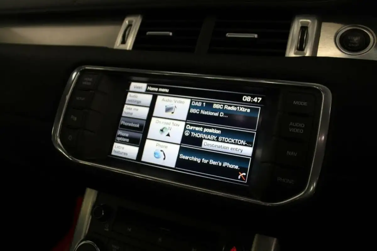 2014-land-rover-range-rover-evoque-22sd4-pure-tech-hatchback-5d-auto-big-28
