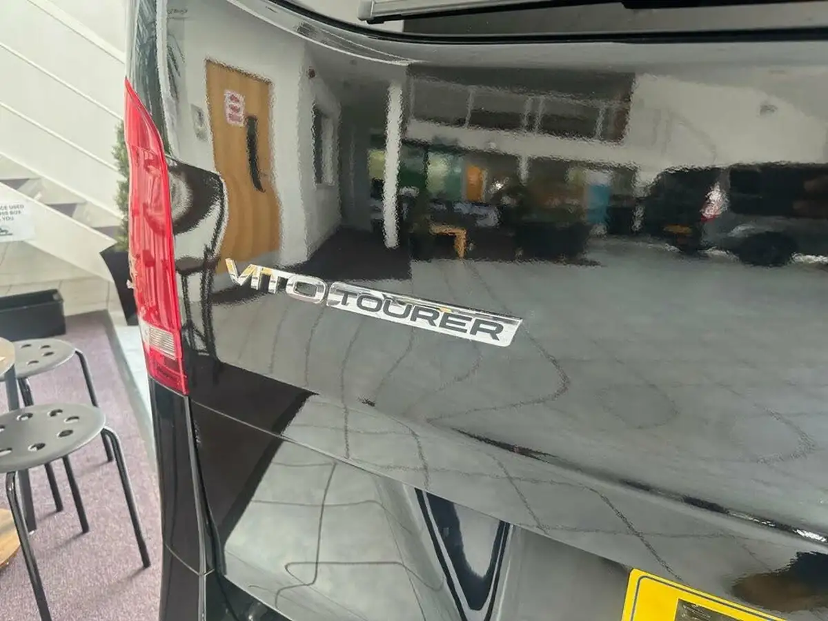 2015-mercedes-benz-vito-21cdi-tourer-select-114-bluetec-compact-big-45
