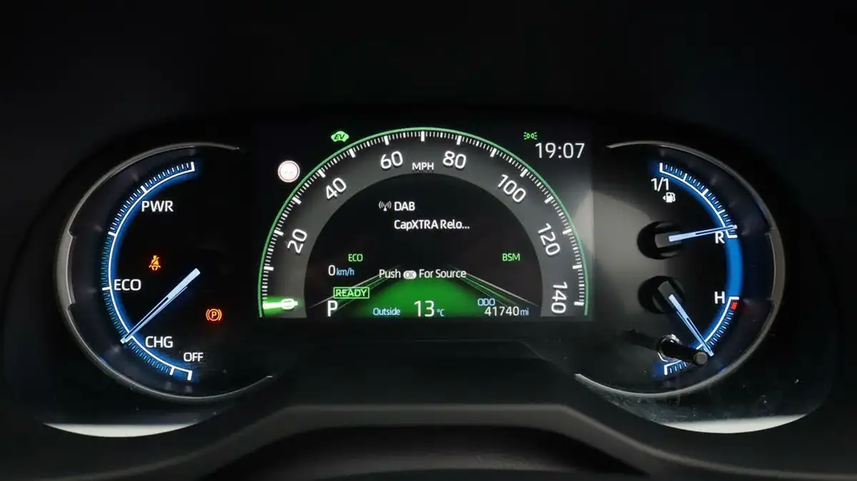 2021-toyota-rav4-25-vvt-i-dynamic-215bhp-big-10