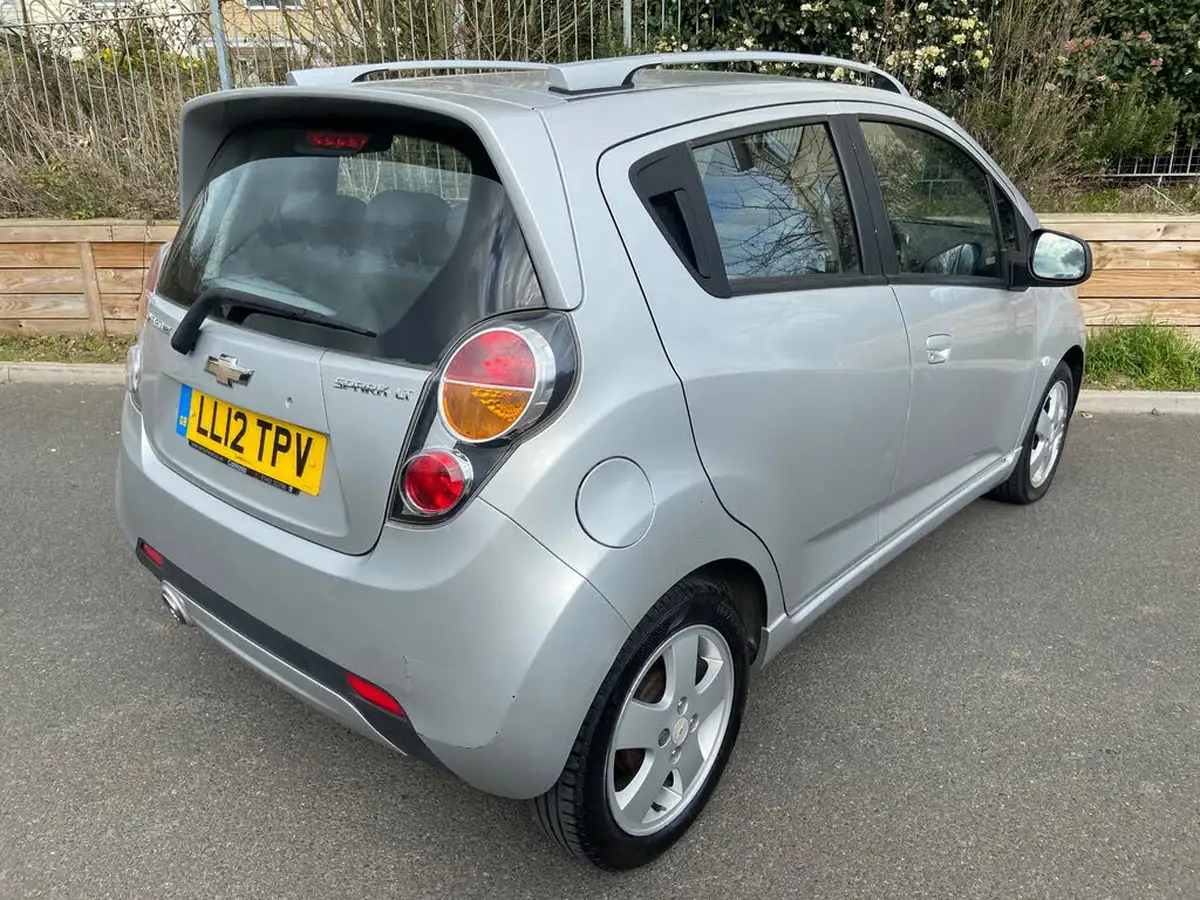 2012-chevrolet-spark-12-ls-big-3