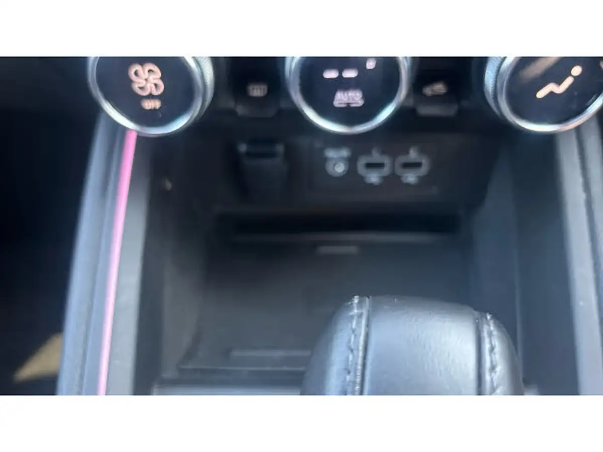 2022-renault-clio-16-rs-line-140ps-rs-line-e-tech-hybrid-big-25