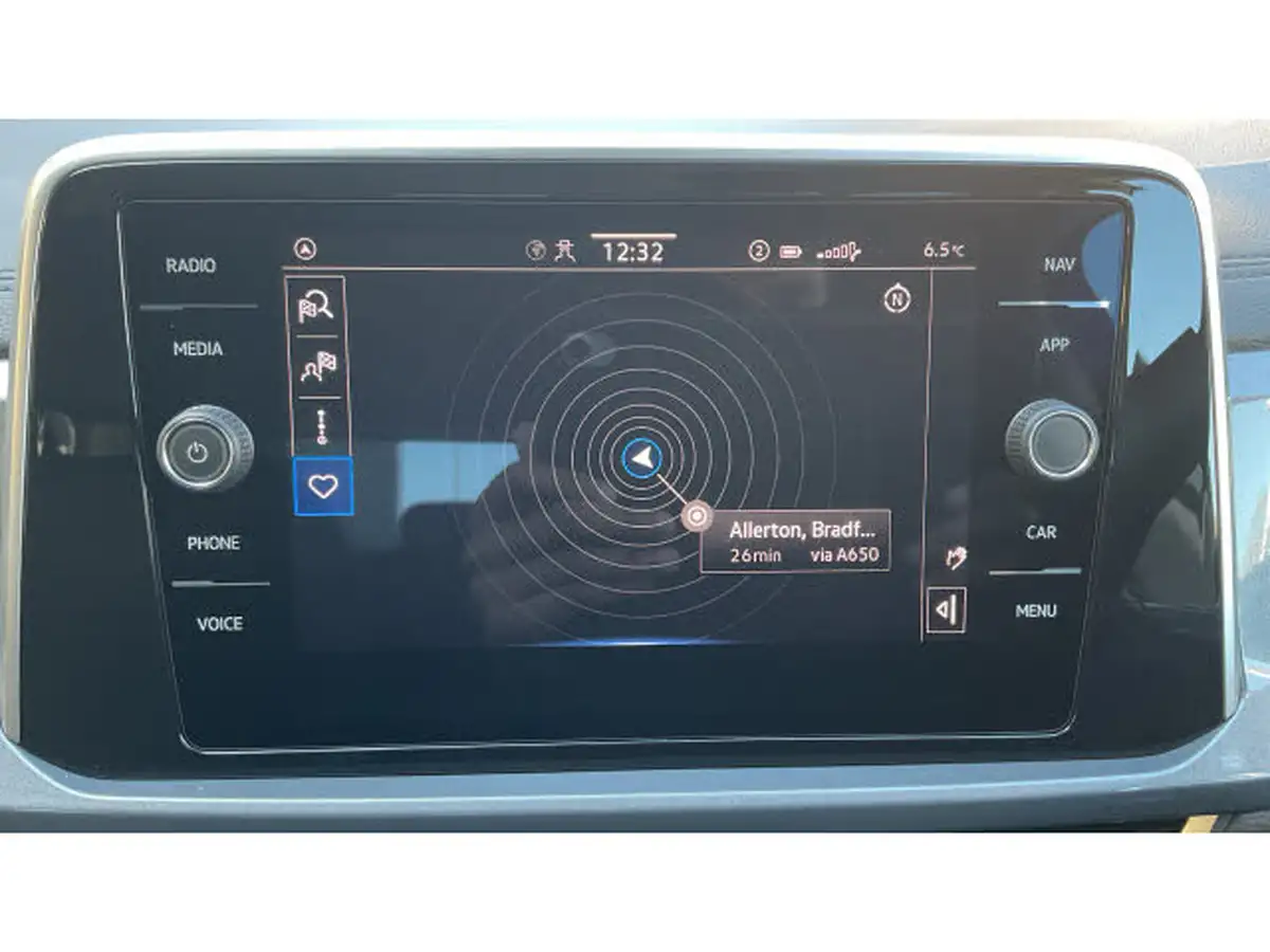 2024-volkswagen-t-roc-20tdi-style-150ps-dsg-big-39