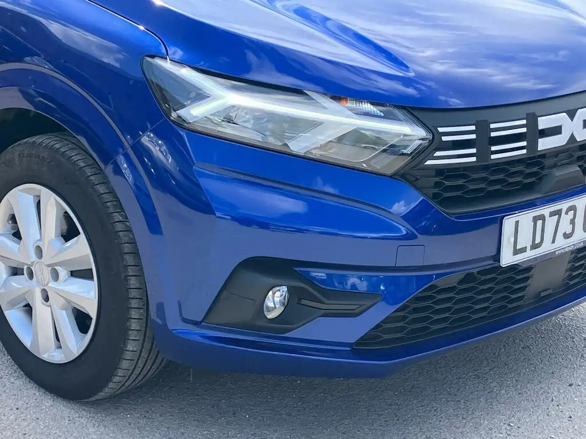 2023-dacia-sandero-10-tce-expression-100bhp-bi-fuel-big-27