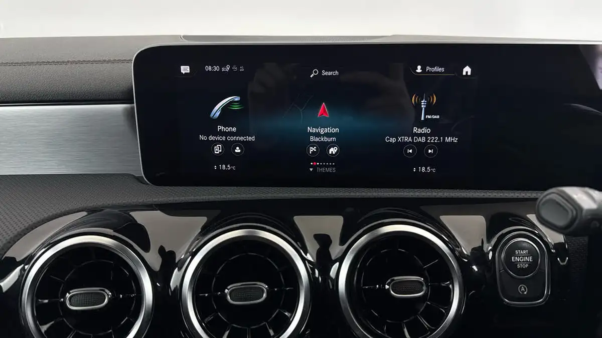 2020-mercedes-benz-a-class-20-a35-amg-executive-hatchback-5d-big-11