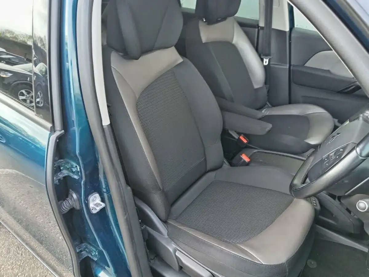 2020-citroen-grand-c4-spacetourer-15bluehdi-feel-plus-ss-eat8-big-4
