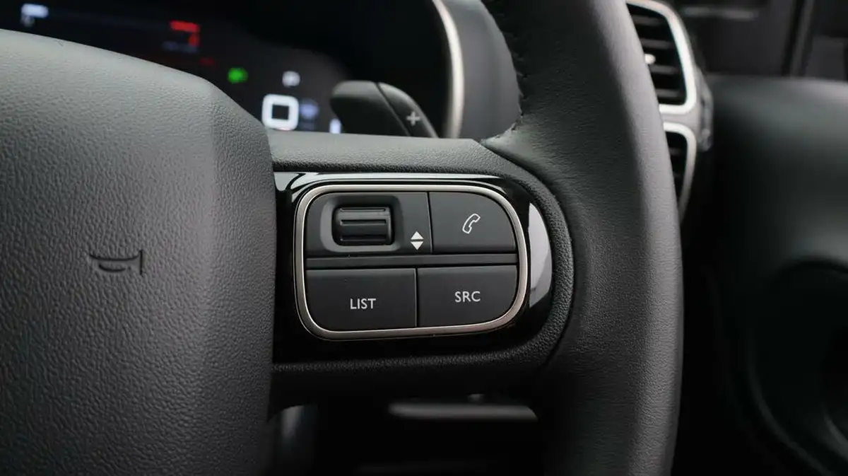 2023-citroen-c5-aircross-12-puretech-c-series-edition-130ps-ss-eat8-big-28