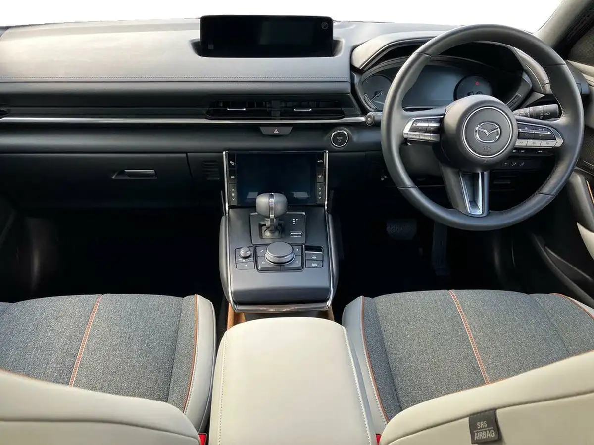 2023-mazda-mx-30-e-makoto-170ps-dark-grey-cloth-w-black-leatherette-830cc-big-8