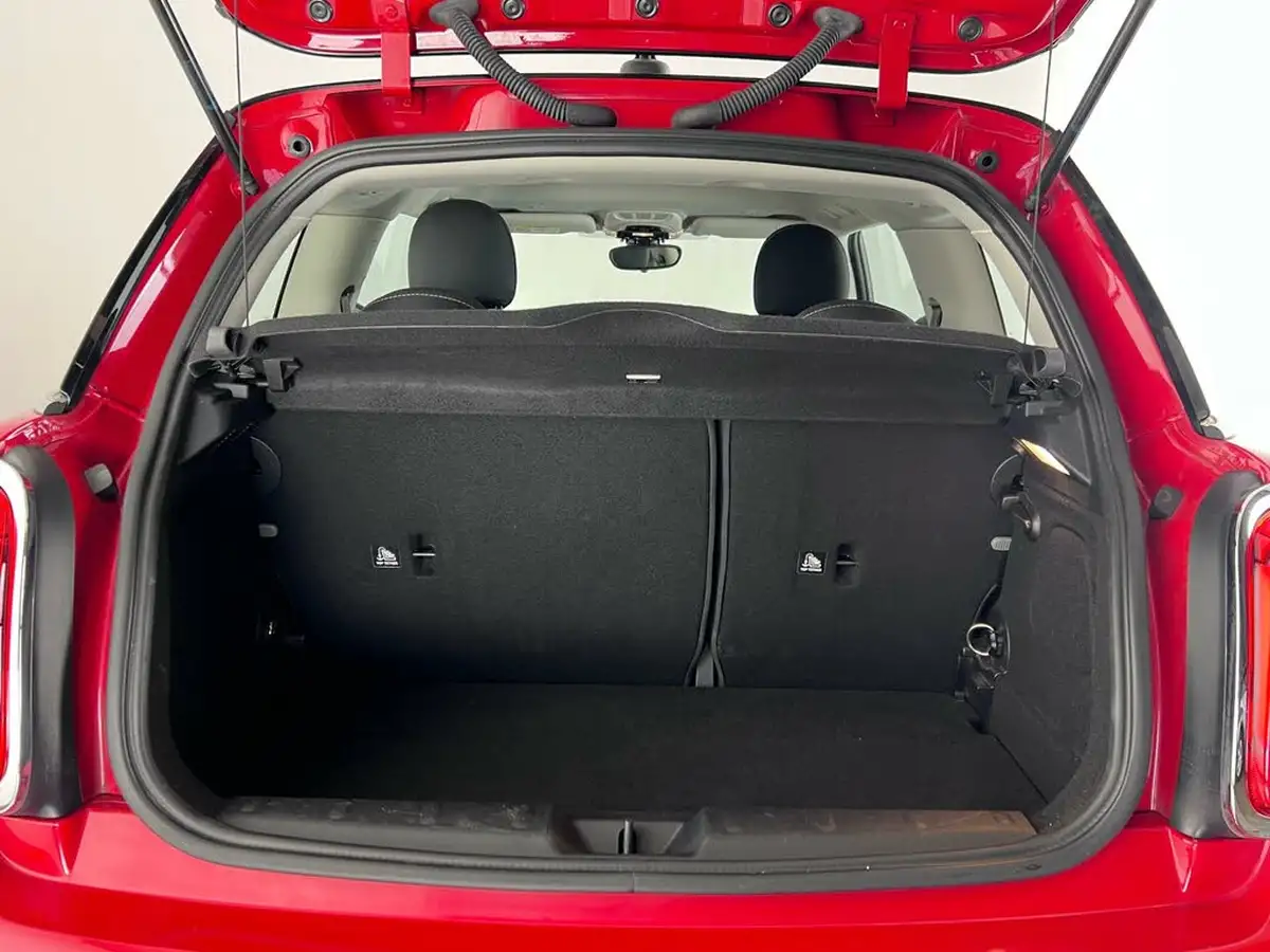 2019-mini-cooper-15-cooper-classic-hatchback-3d-big-9