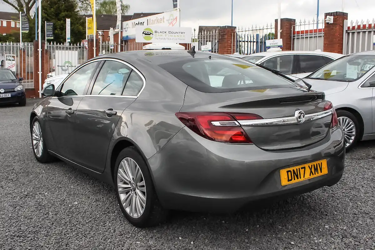 2017-vauxhall-insignia-16cdti-tech-line-ecoflex-ss-big-6