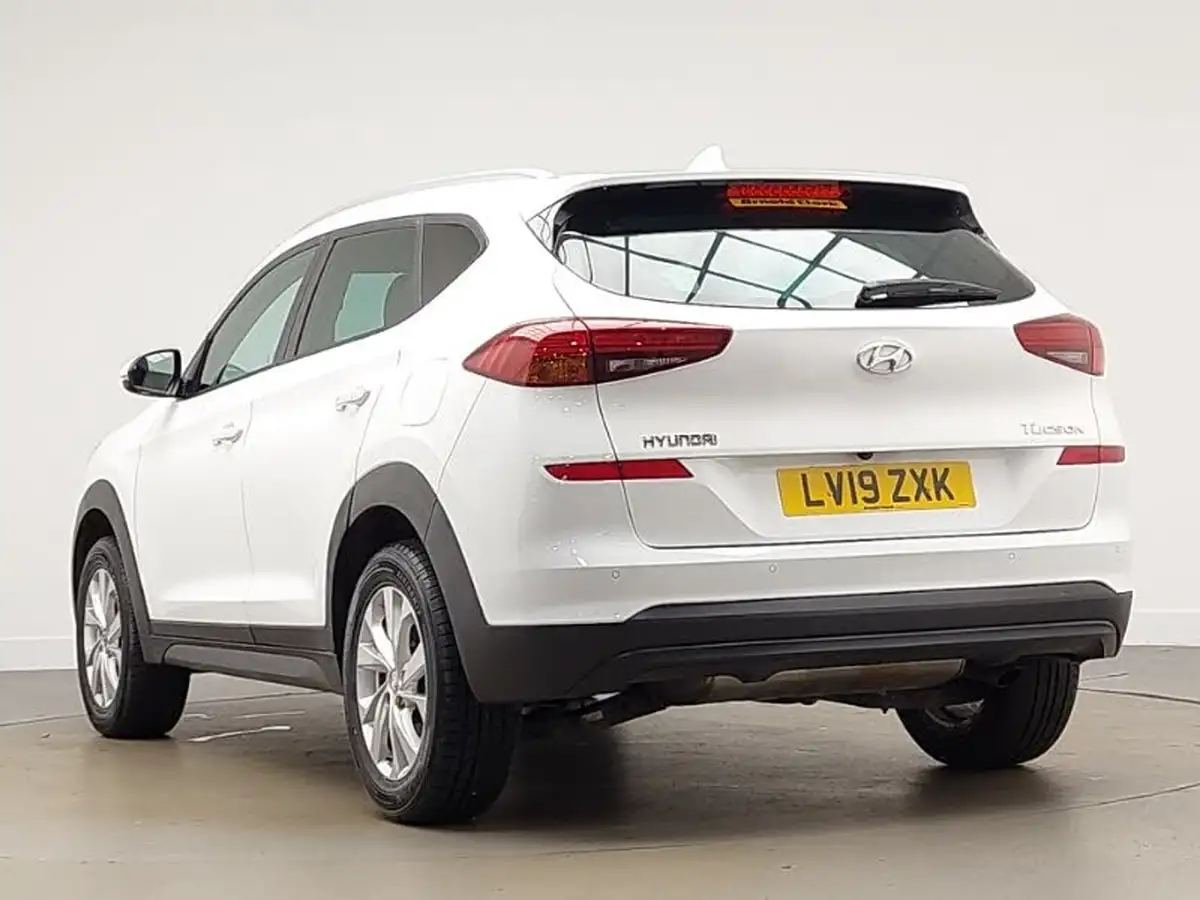 2019-hyundai-tucson-16-gdi-se-nav-big-1