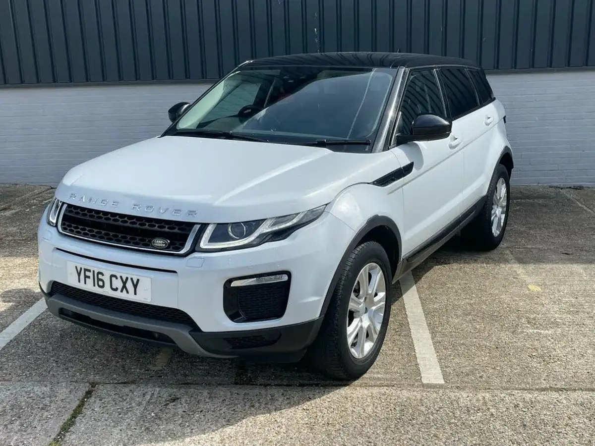 2016-land-rover-range-rover-evoque-20td4-se-tech-ss-hatchback-5d-big-66