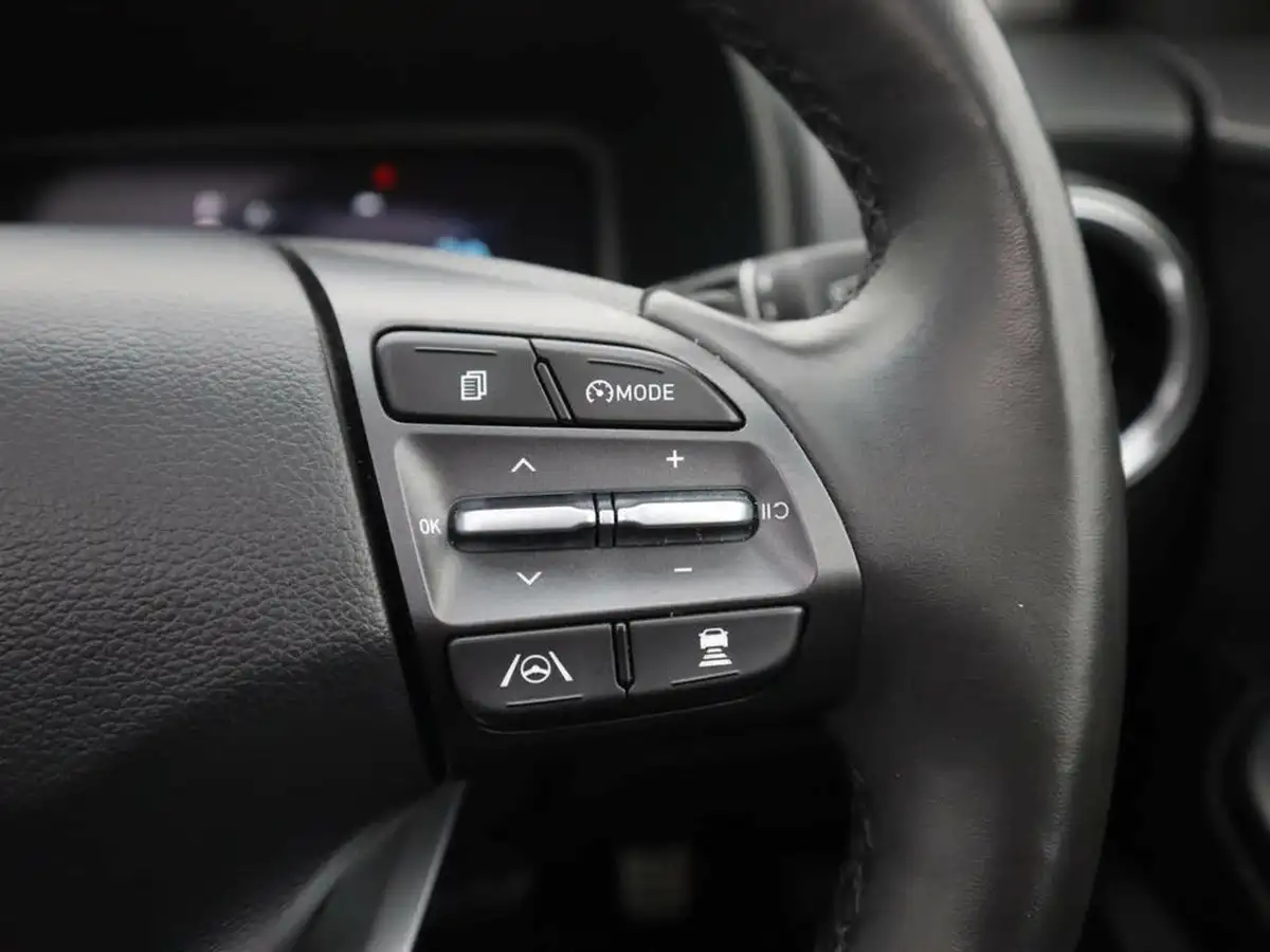 2022-hyundai-kona-e-ultimate-big-26