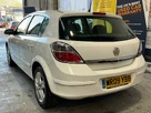 2009-vauxhall-astra-18-club-16v-vvt-140ps-hatchback-auto-small-2