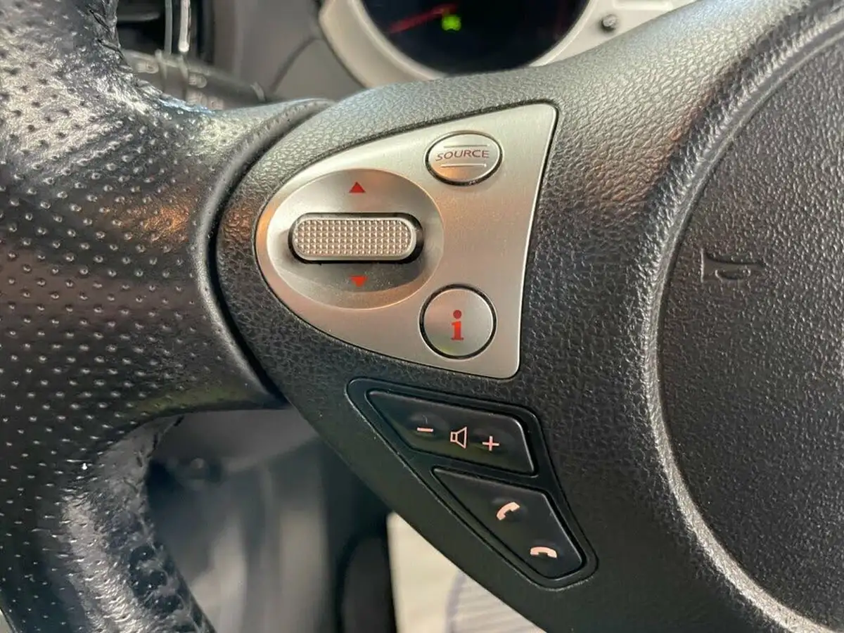 2013-nissan-juke-15td-acenta-premium-big-32