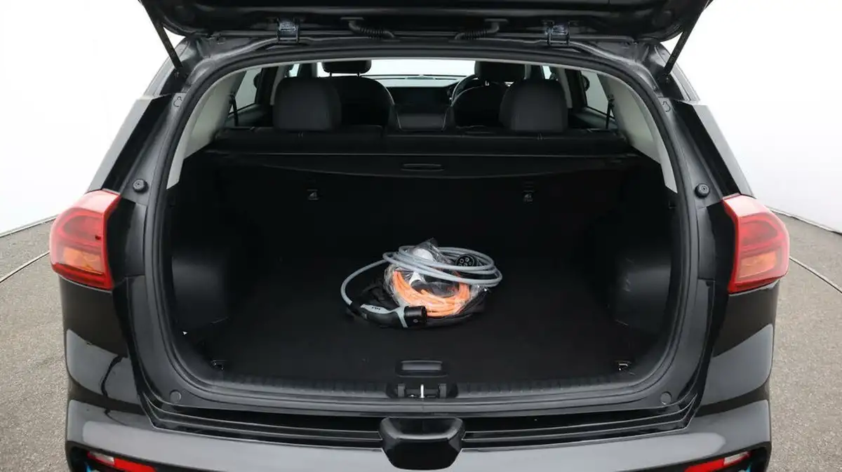 2022-kia-e-niro-ev-2-64-big-17