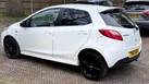 2013-mazda-mazda2-13-venture-small-8
