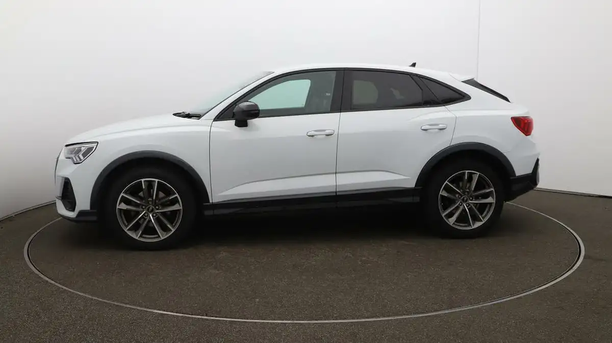 2022-audi-q3-15-35-tfsi-black-edition-cod-sportback-s-tronic-big-4