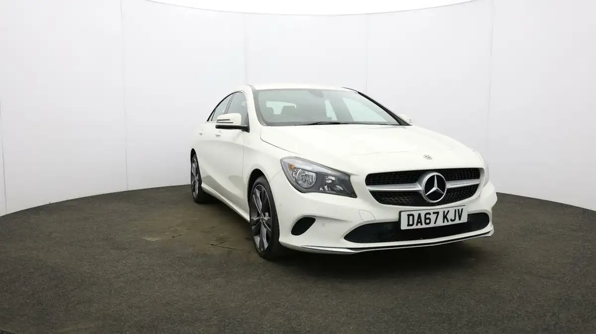 2017-mercedes-benz-cla-16-cla-180-sport-coupe-4d-big-36