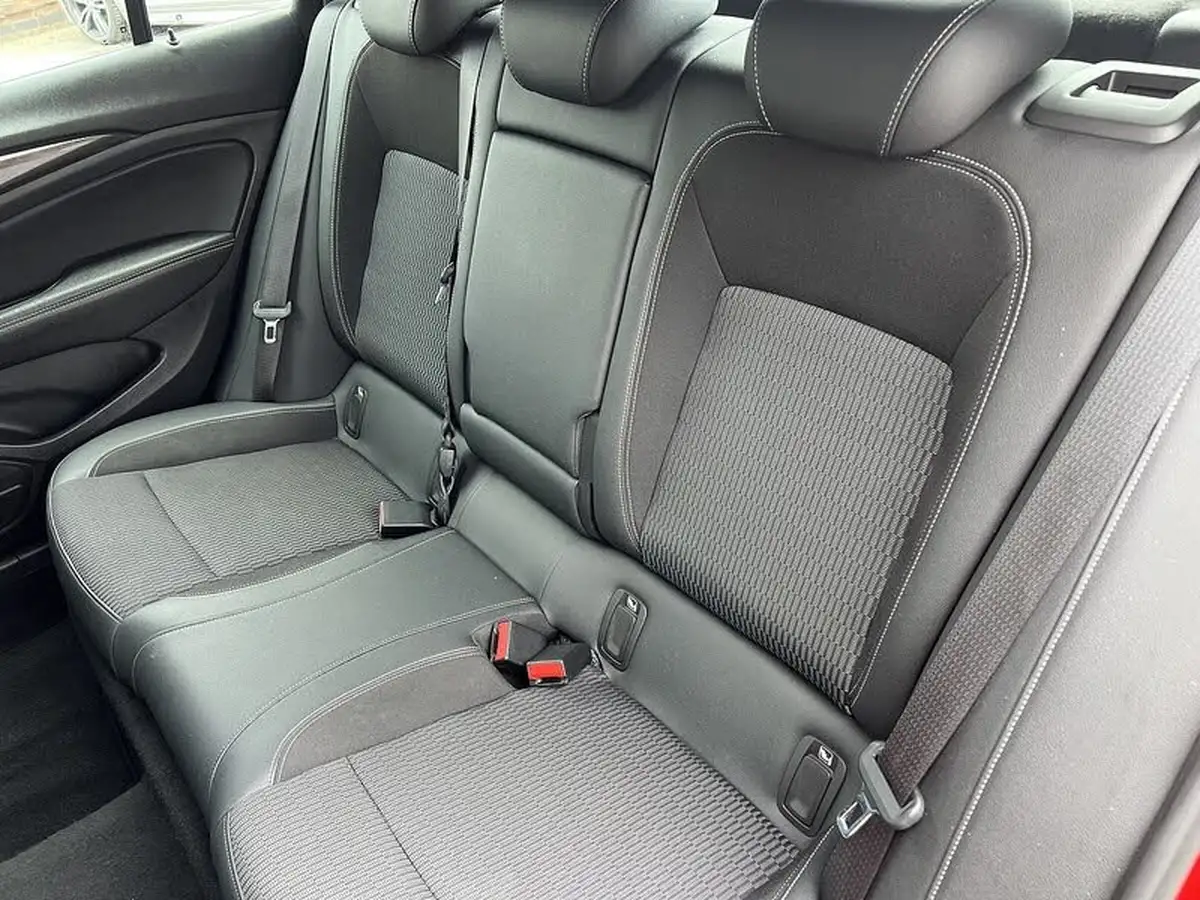 2019-vauxhall-insignia-grand-sport-15-turbo-sri-vx-line-nav-ss-auto-big-12