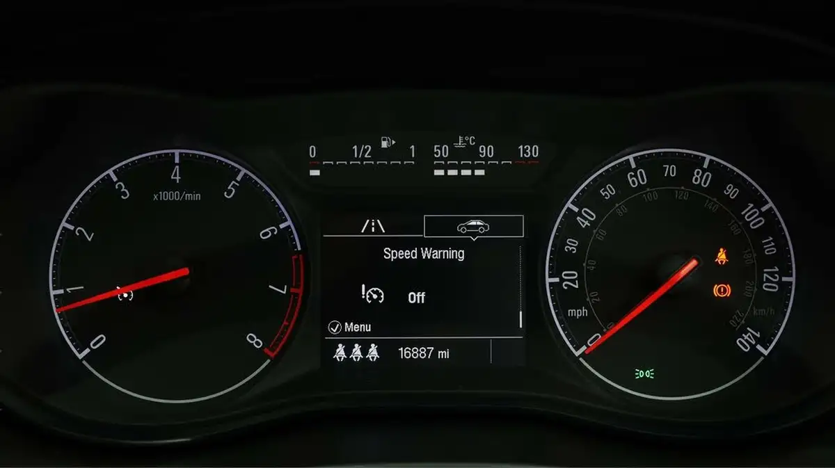 2017-vauxhall-corsa-14i-sri-75ps-ecoflex-3d-big-9