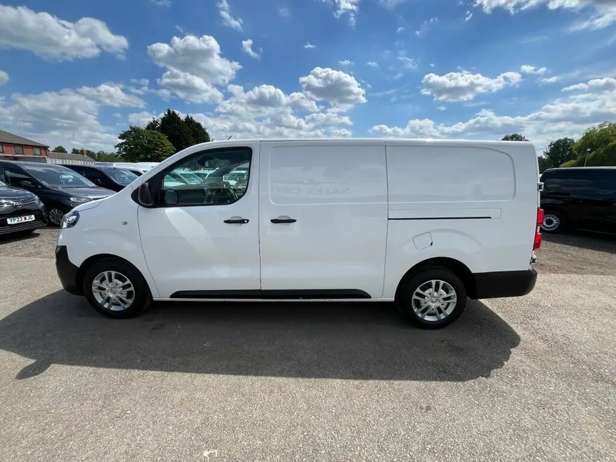 2020-vauxhall-vivaro-20td-3100-l2h1-dynamic-big-6