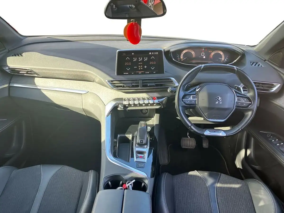 2020-peugeot-3008-suv-12-puretech-gt-line-eat8-big-9