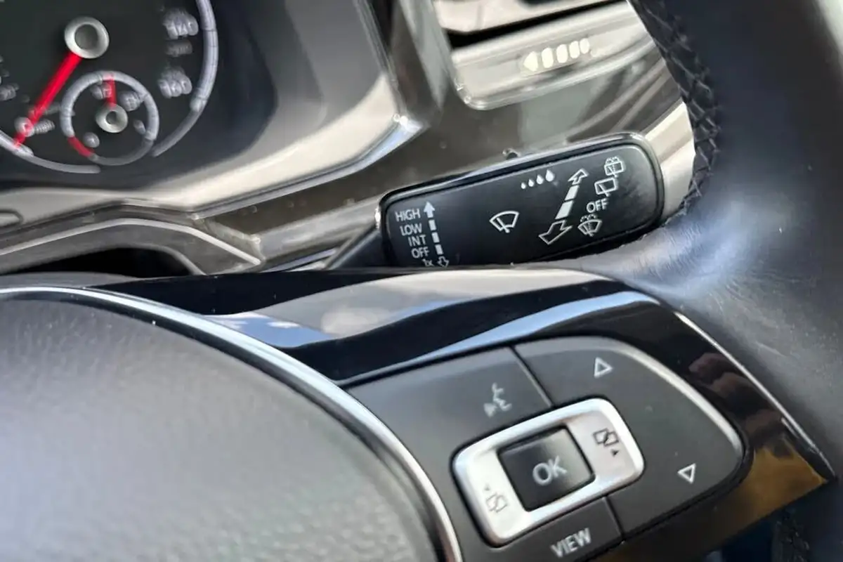 2019-volkswagen-polo-10-se-65ps-evo-ss-big-54