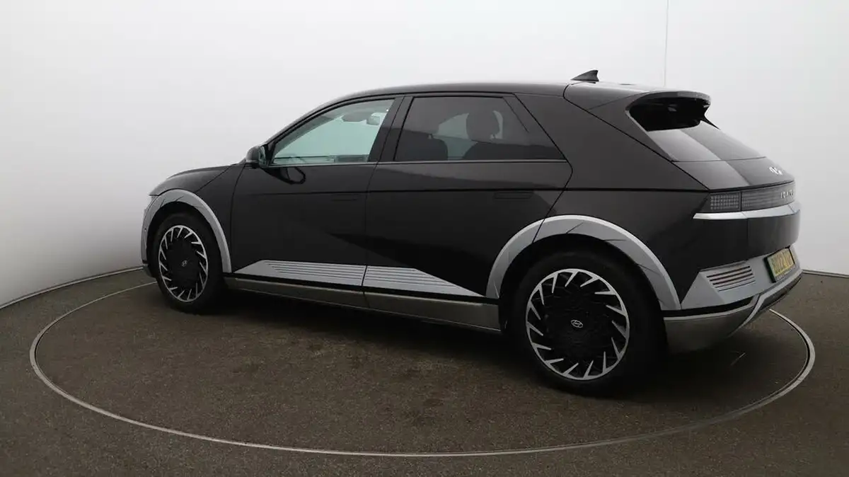 2022-hyundai-ioniq-5-e-ultimate-217ps-73kwh-rwd-big-28