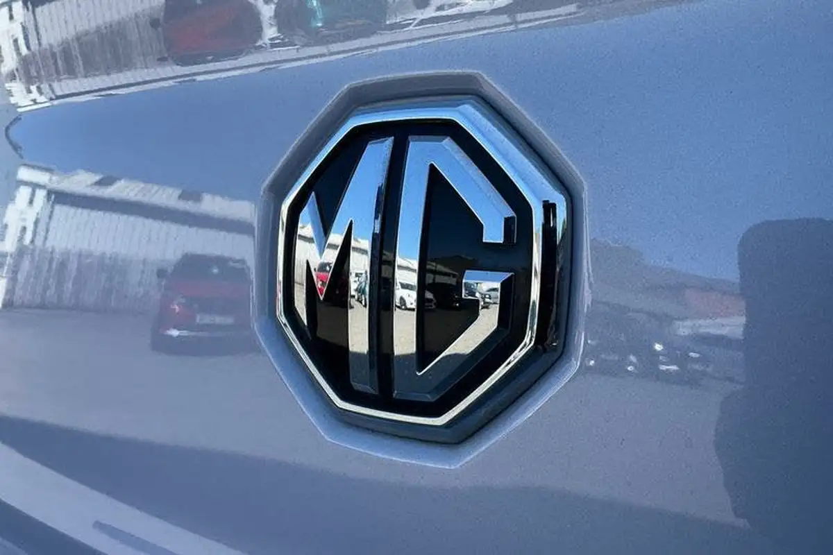 2022-mg-mg3-15-vti-tech-exclusive-nav-big-39