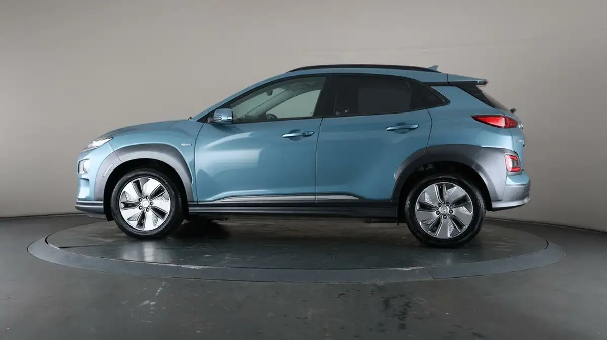 2020-hyundai-kona-e-premium-204ps-big-33