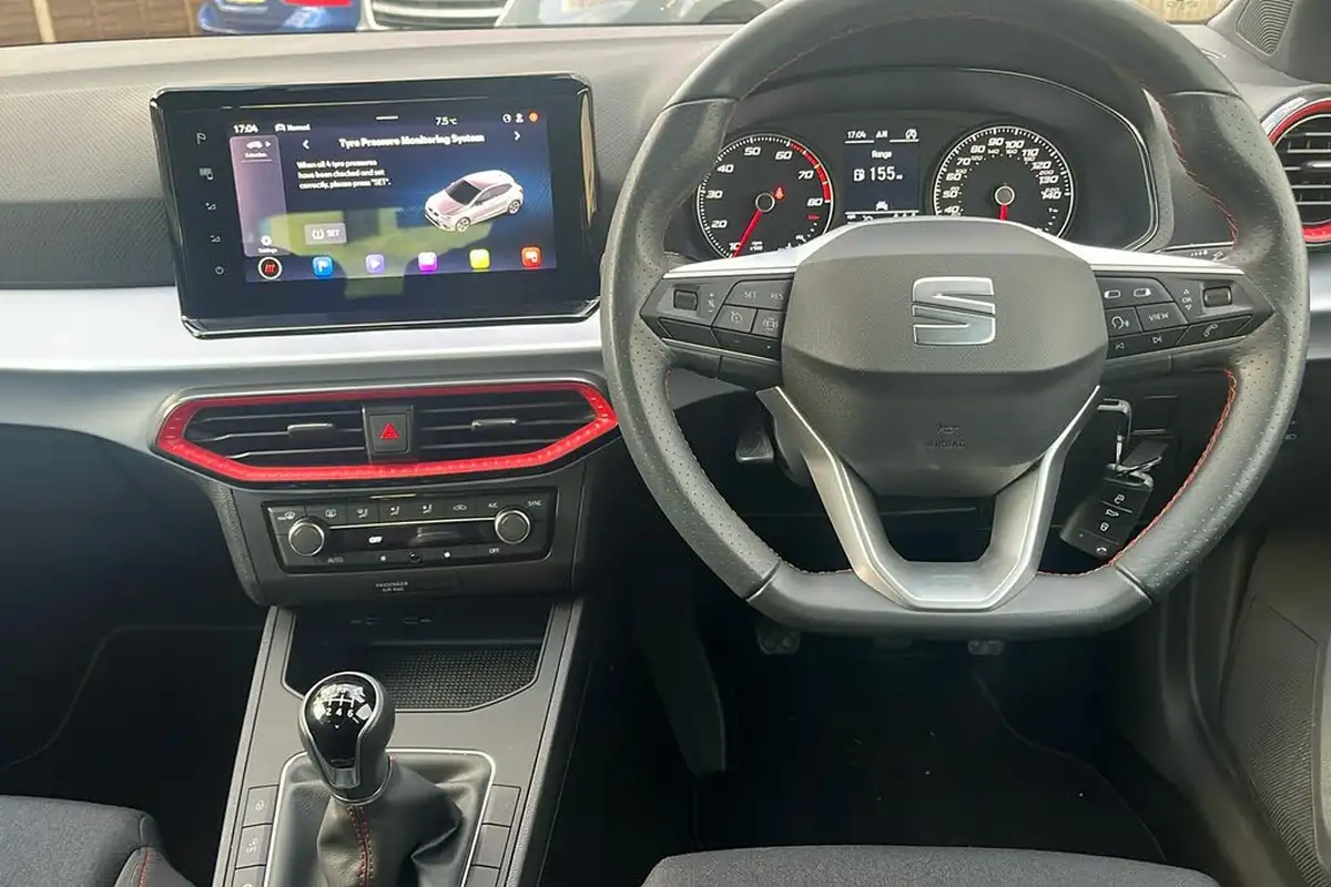 2022-seat-ibiza-10-tsi-fr-110ps-big-10