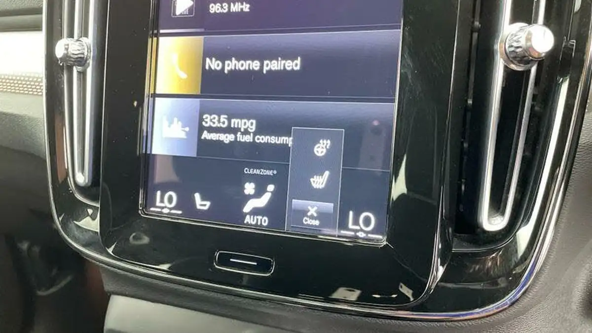 2021-volvo-xc40-20-b4-r-design-pro-194bhp-awd-auto-big-14