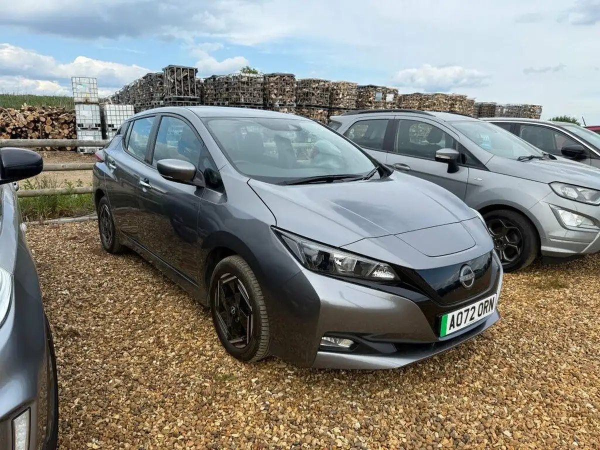 2022-nissan-leaf-e-acenta-39kwh-big-4