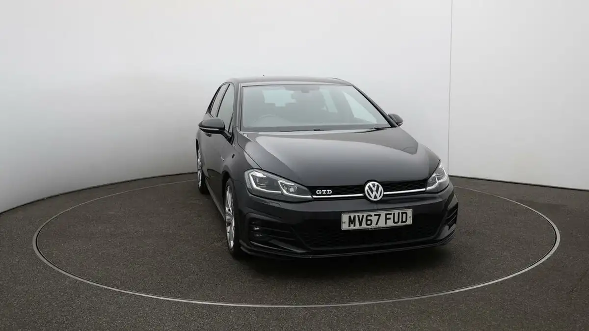 2017-volkswagen-golf-20tdi-gtd-ss-hatchback-5d-dsg-big-21