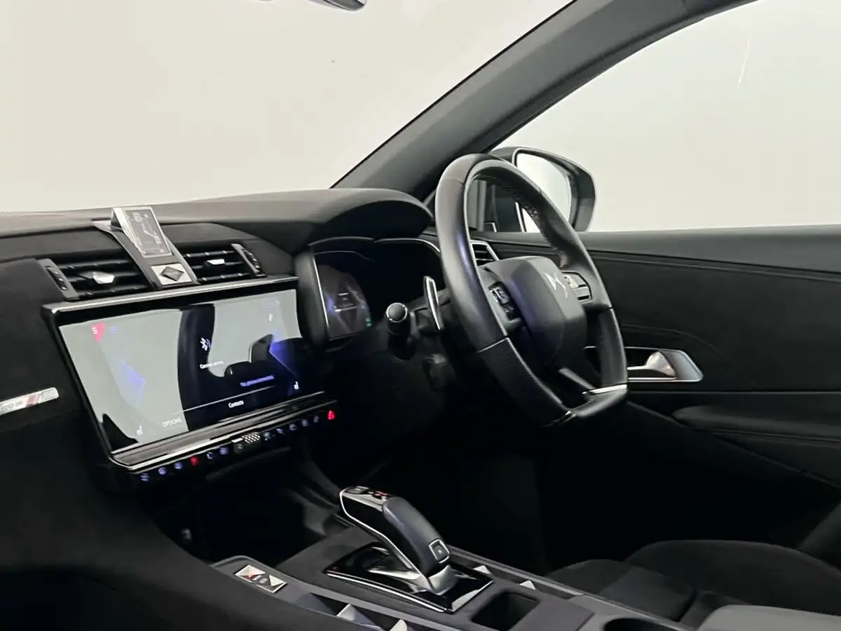 2022-ds-ds-7-crossback-15-bluehdi-performance-line-big-16