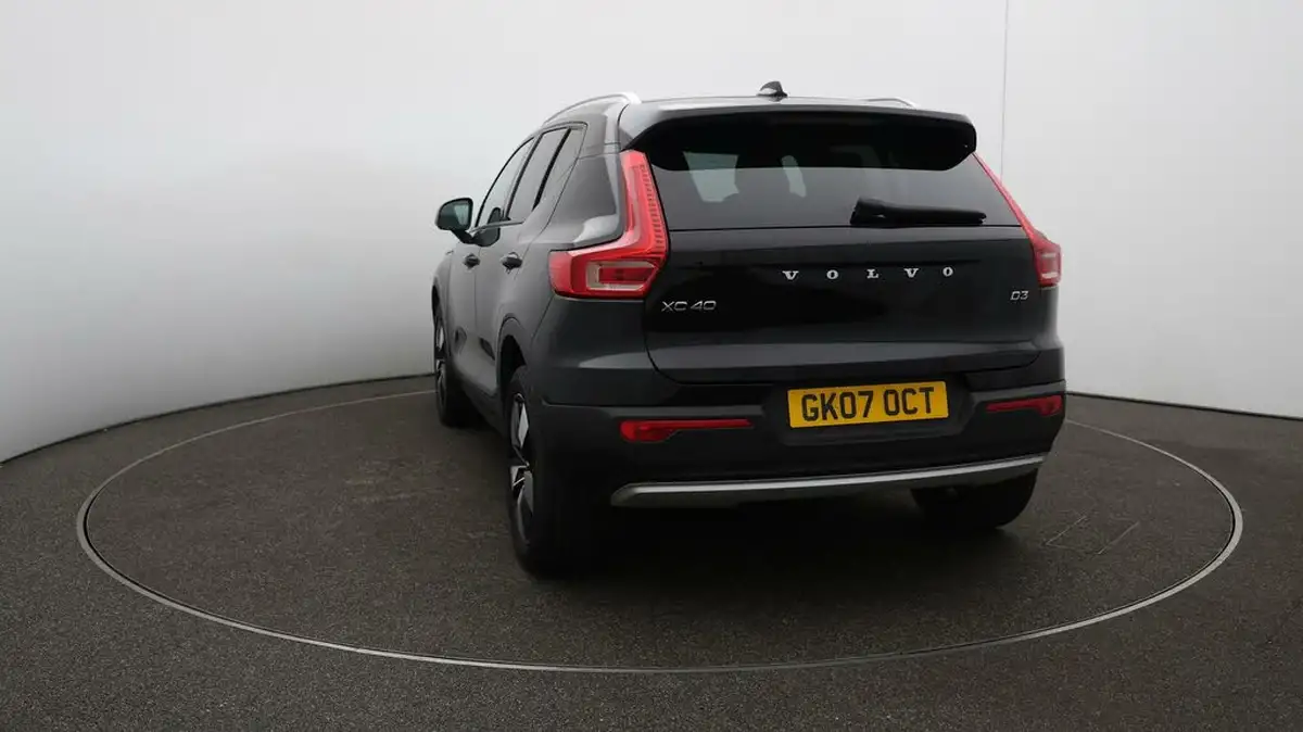 2019-volvo-xc40-20td-d3-momentum-big-59