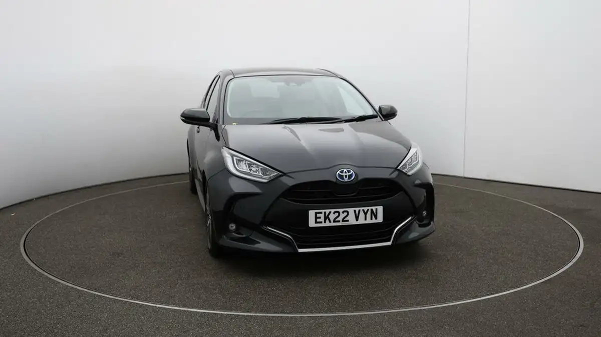 2022-toyota-yaris-15-vvt-i-excel-big-39